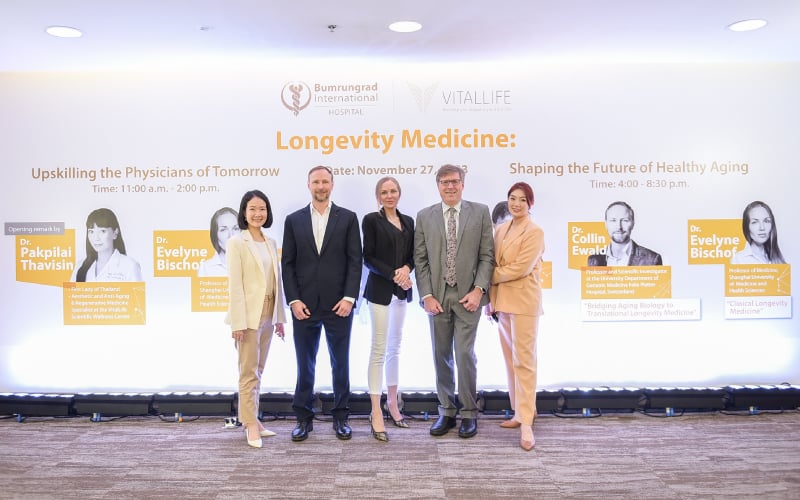 Longevity-Medicine-07-(1).jpg