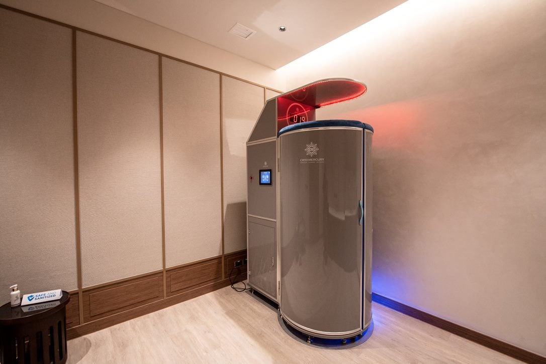 Cryotherapy_Chamber-(2).JPG