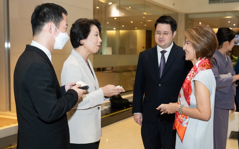 JP-Healthcare_800x500-02.jpg