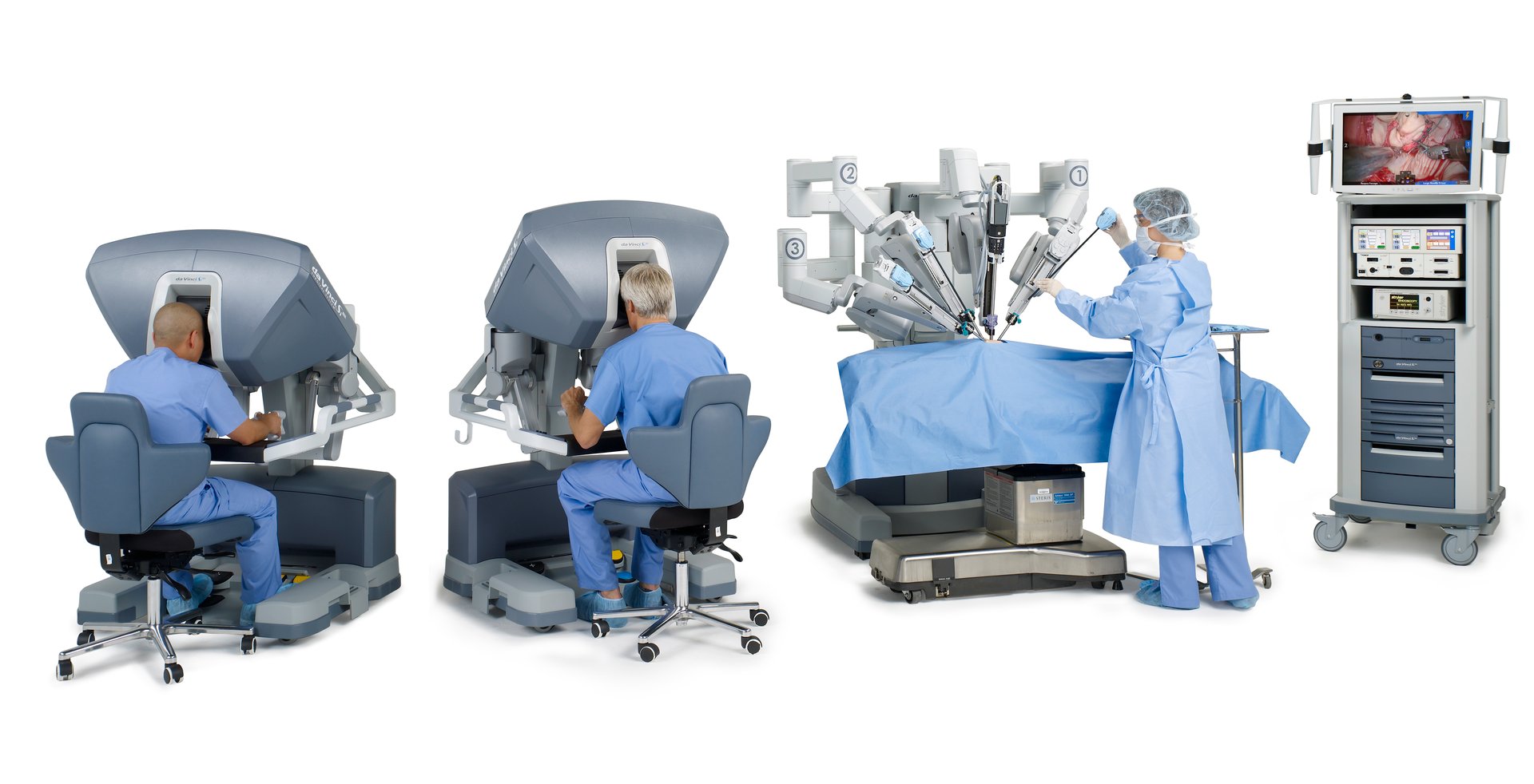 Si_0185_-two_male_surgeons_lookin_in.jpg